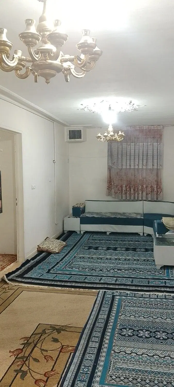 آپارتمان ۵۸ متری با پارکینگ در خیابان اصلی
