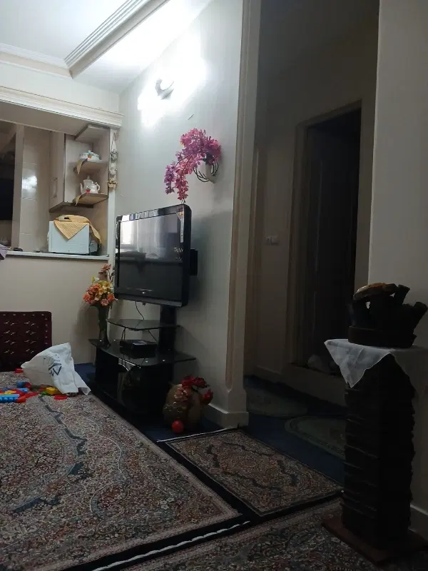 یک دستگاه آپارتمان بفروش میرسدطبقه۲