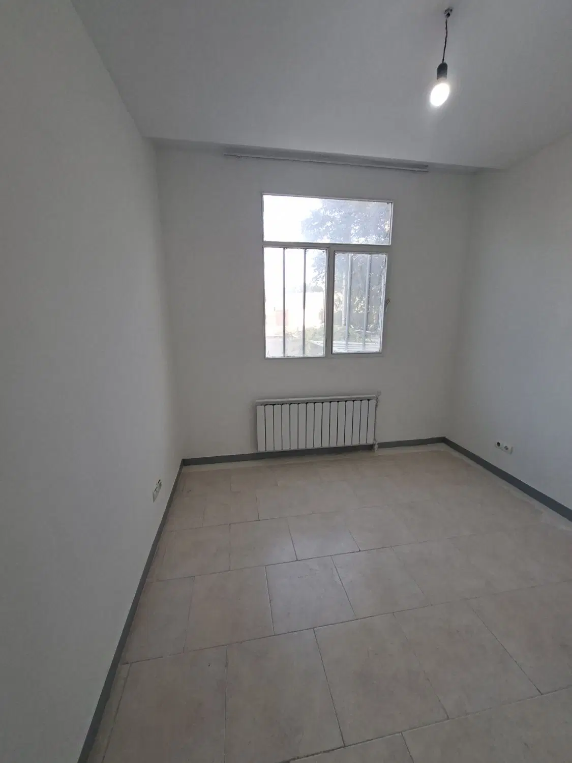 ۸۰ متر دوخواب با پارکینگ