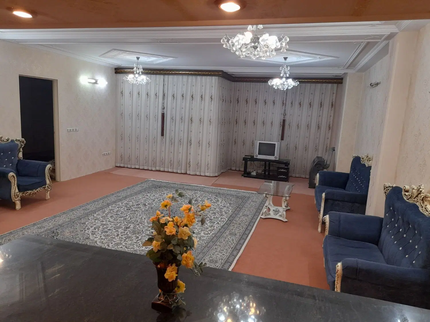آپارتمان ط۳از۳شهرک سبلان فاز۱۱۵متر