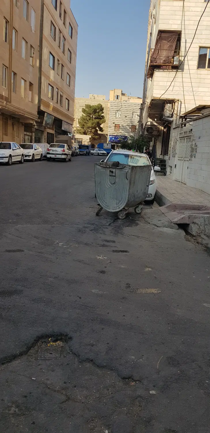 مغازه فروشی