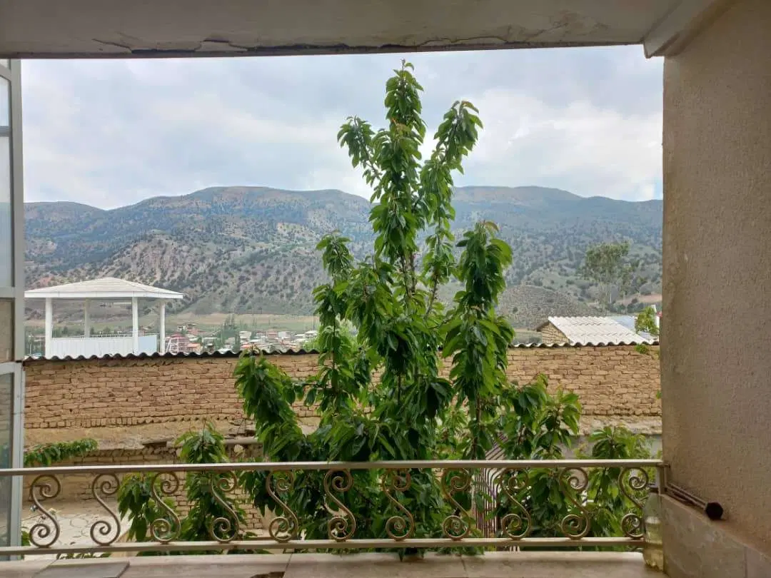 ویلا در منطقه کوهستانی و برفی
