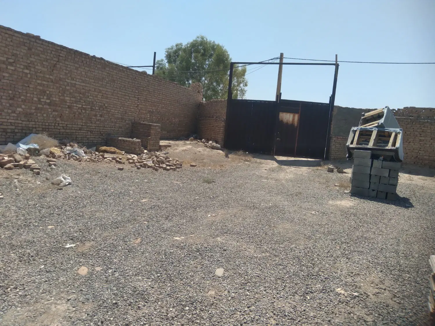 چهار دیواری