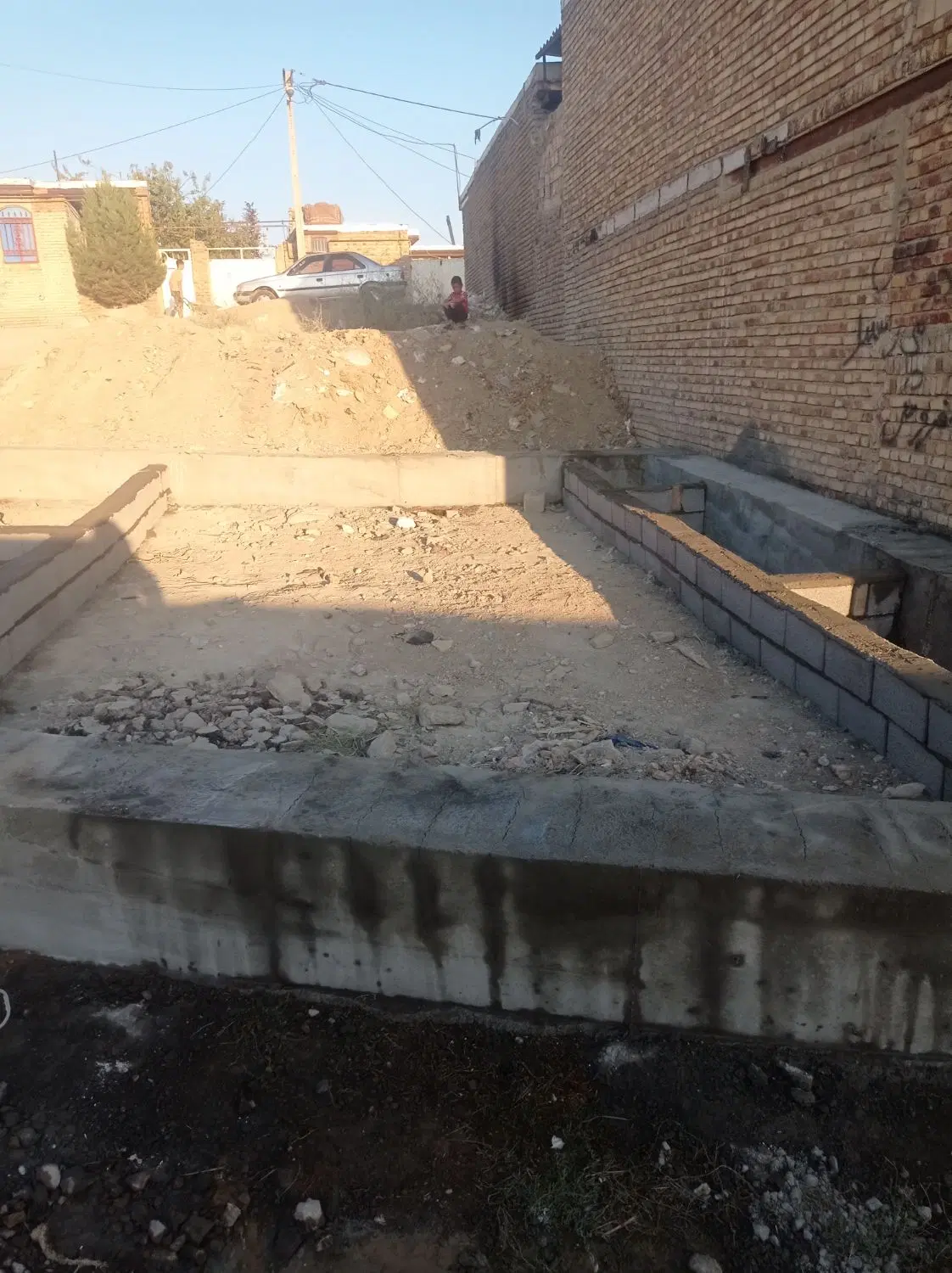 زمین مسکونی