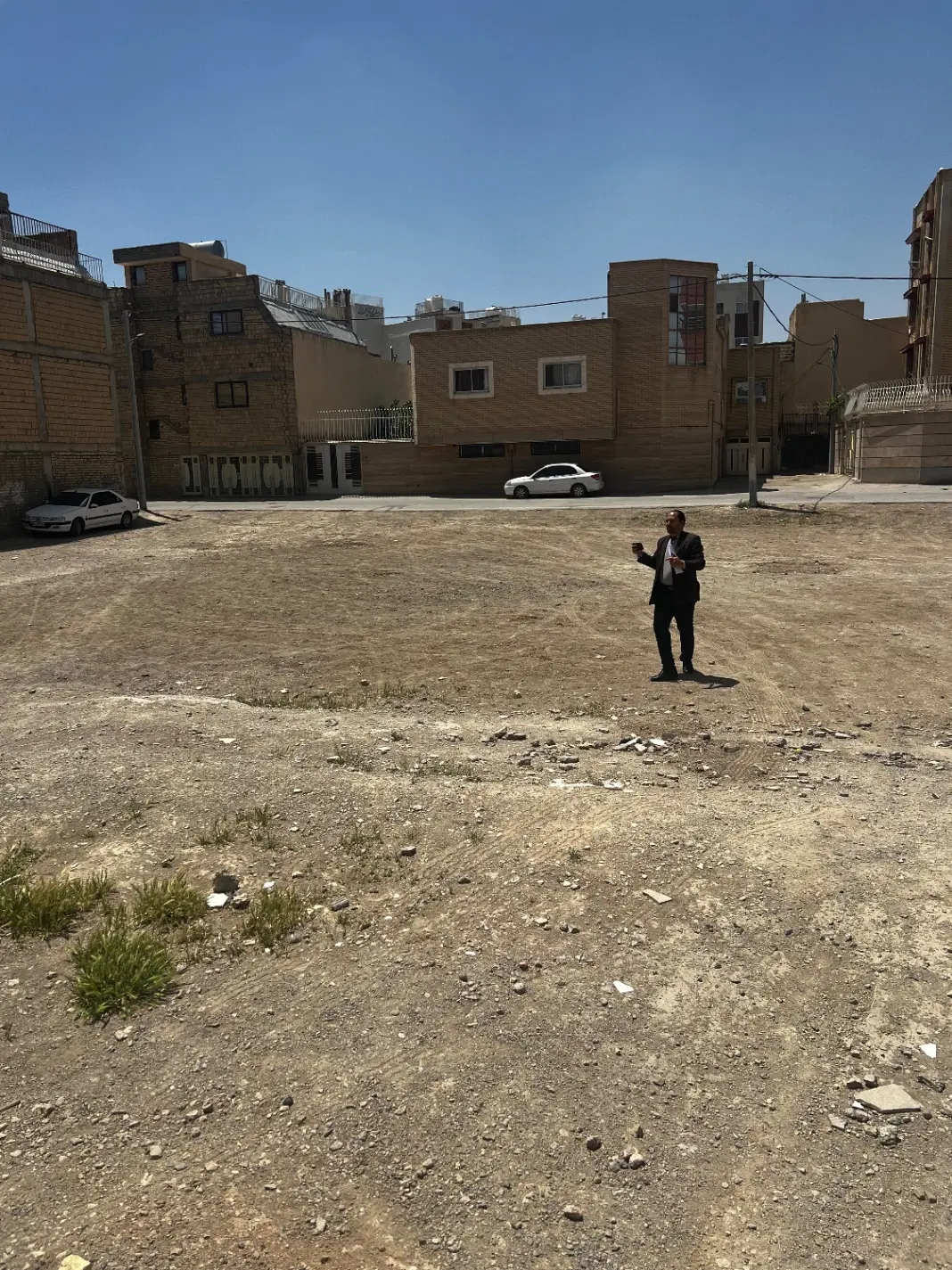 ۱۸۵ زمین اماده ساخت