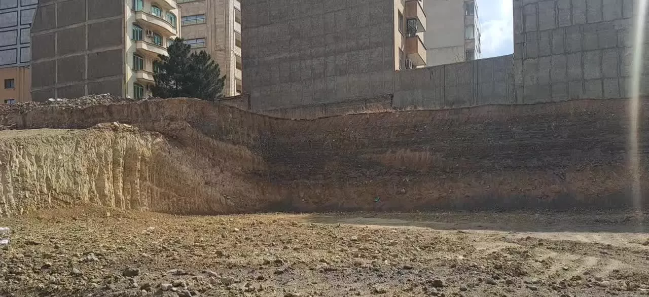 ۲ قطعه زمین بر خیابان ولیعصر