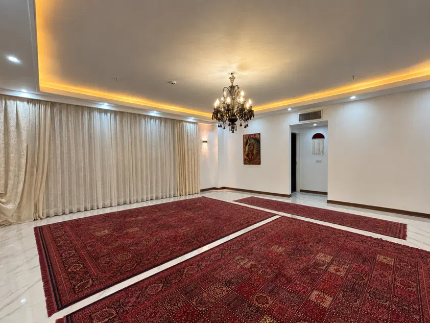 اجاره ۱۱۰ متری