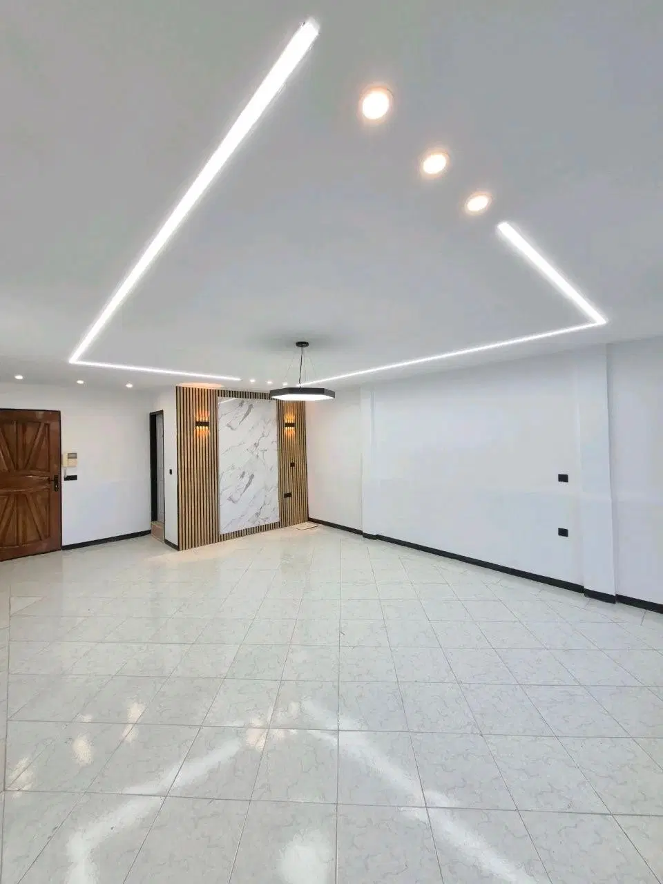 ۷۰متردوخواب فول امکانات نوساز روبه نما سندتکبرگ