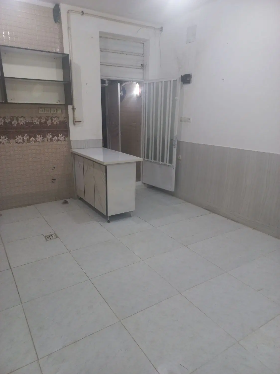 اجاره سویئت ۶۵متری ارمغان یک