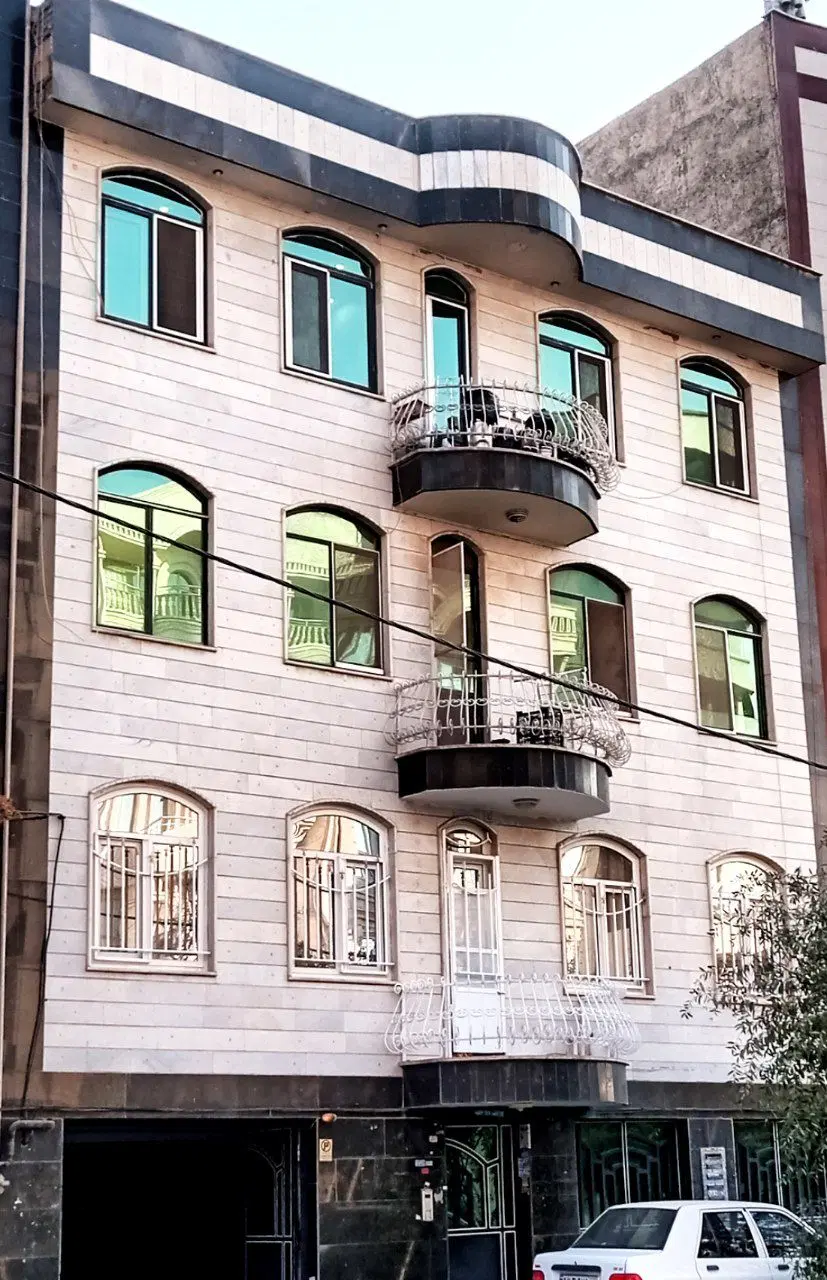 مجتمع تجاری اداری ویژه شرکتهای دولتی وخصوصی