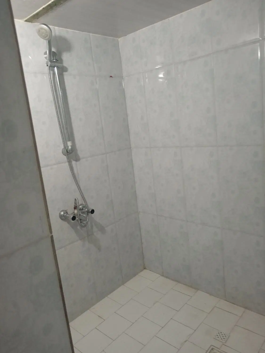 خانه ویلایی خیابان بیهق