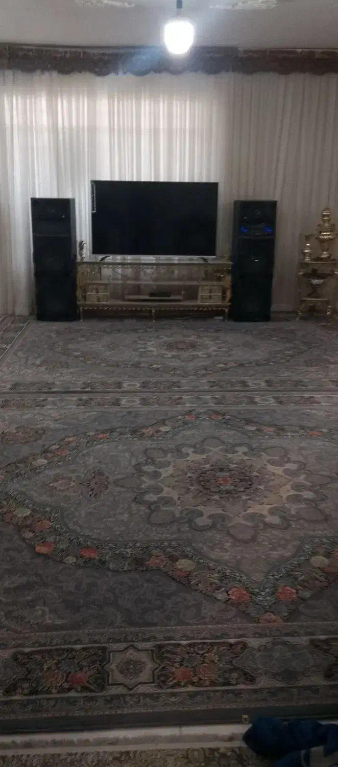 خانه فروشی بلوار جمهوری متراژ خانه ۱۱۶متر است