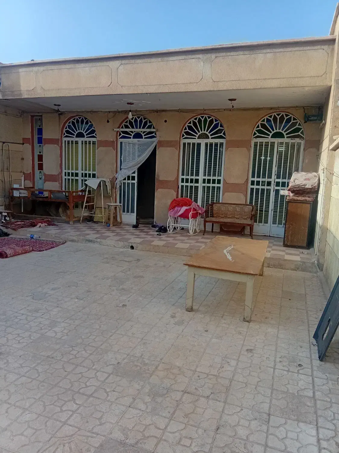 منزل ویلایی در به حیاط