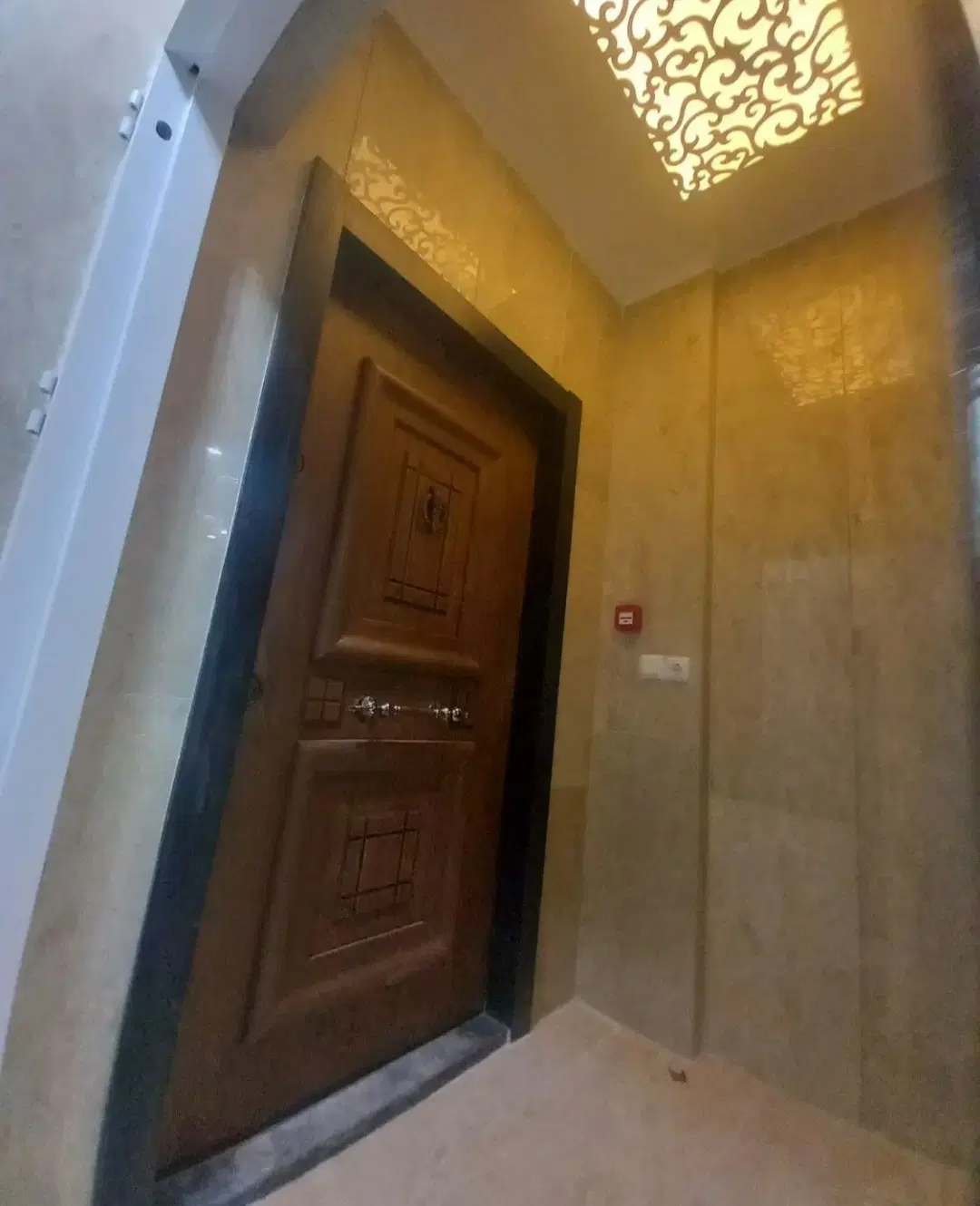 ۱۱۵ متر کلیدنخورده مینودر لوازم خانگی & ایــوانـکـ