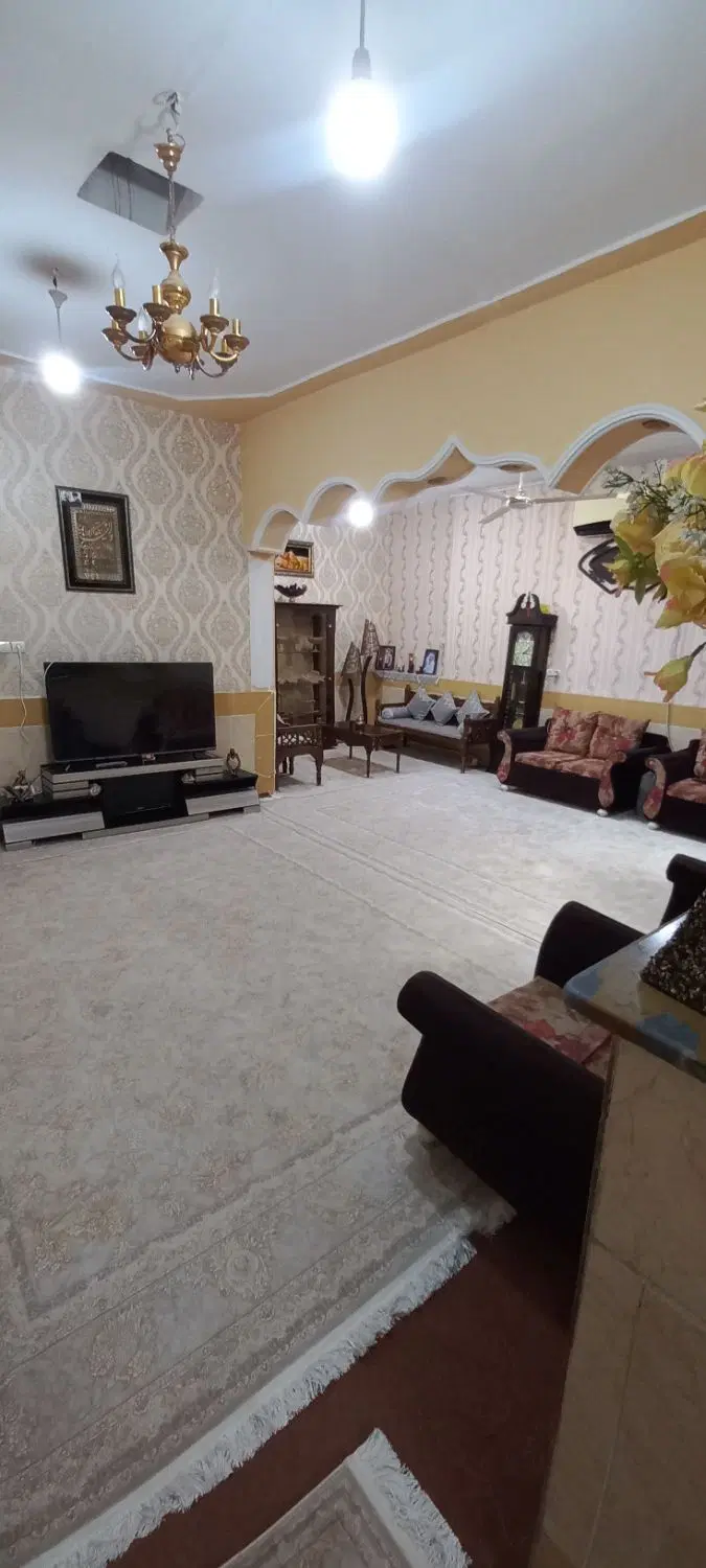 ویلایی خیابان شهید مطهری۳۸