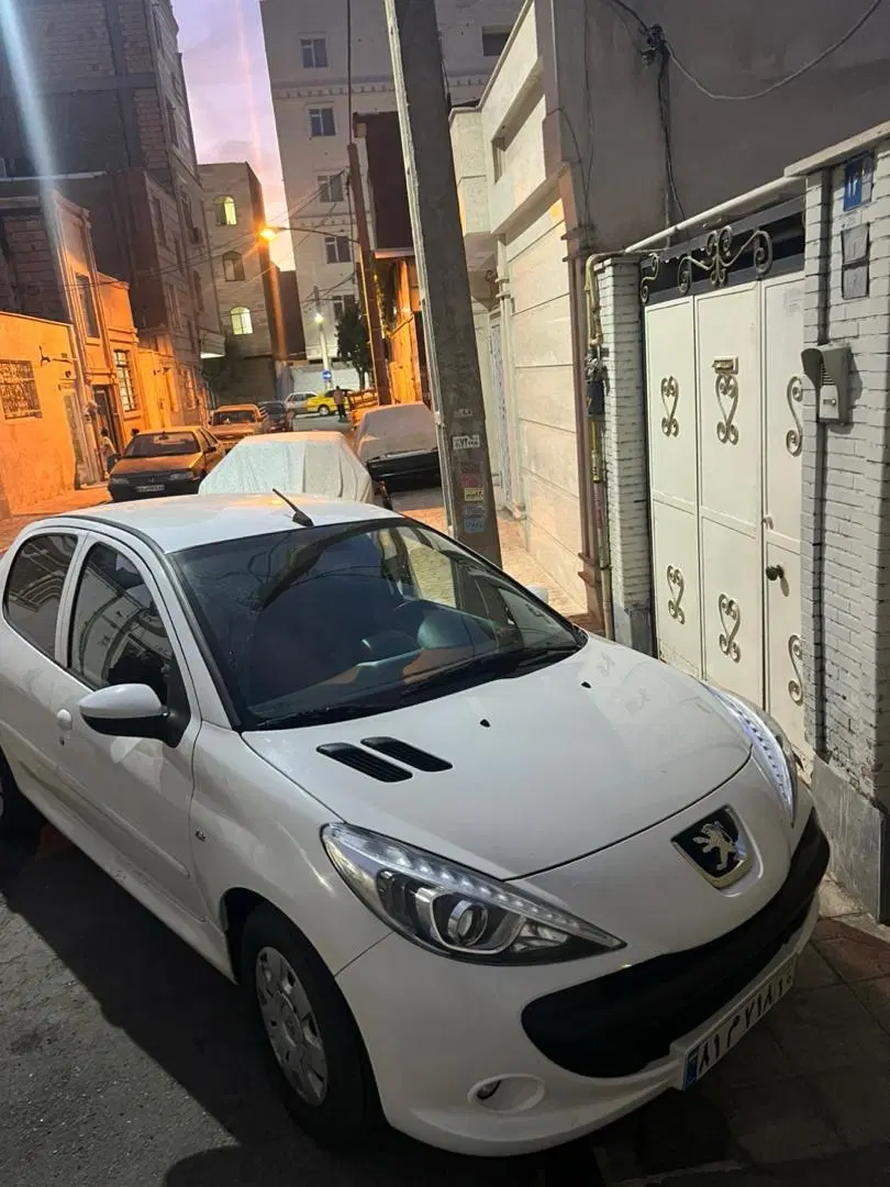 فروش خانه کلنگی قابل سکونت