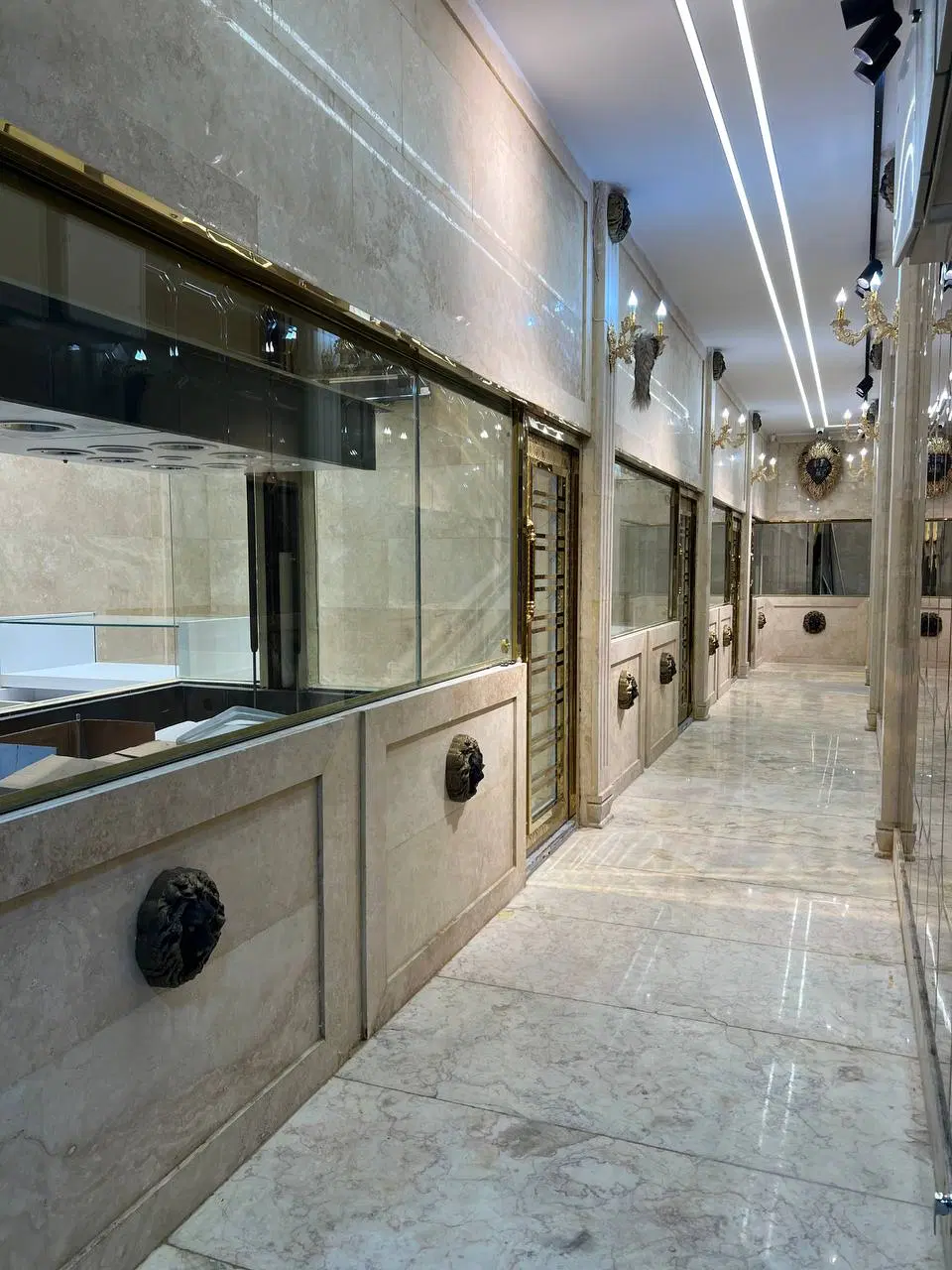 رهن و اجاره غرفه طلافروشی لوکس
