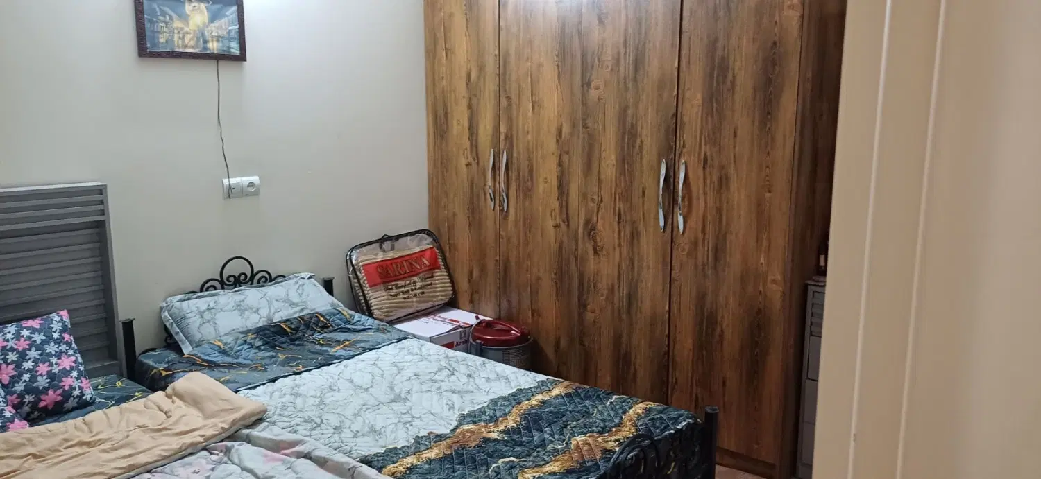 آپارتمان با حیاط دربست  خیابان بازارچه