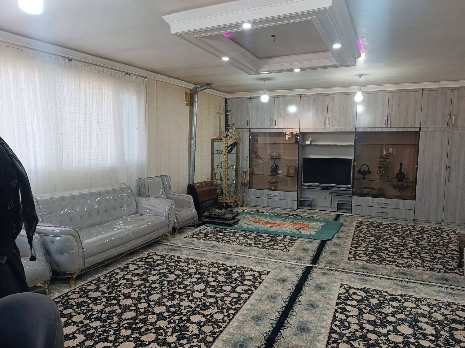 فروش آپارتمان دو طبقه متراژ ساخت 300متر