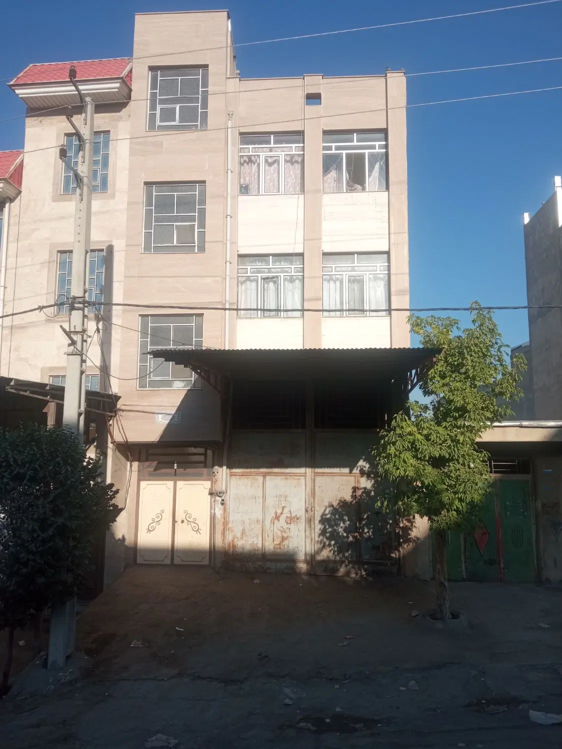 فروش آپارتمان و مغازه