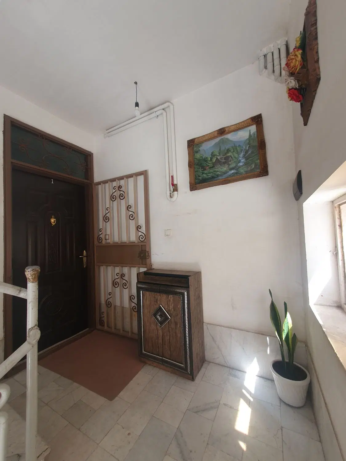 آپارتمان همکف با محیطی آرام و دلباز