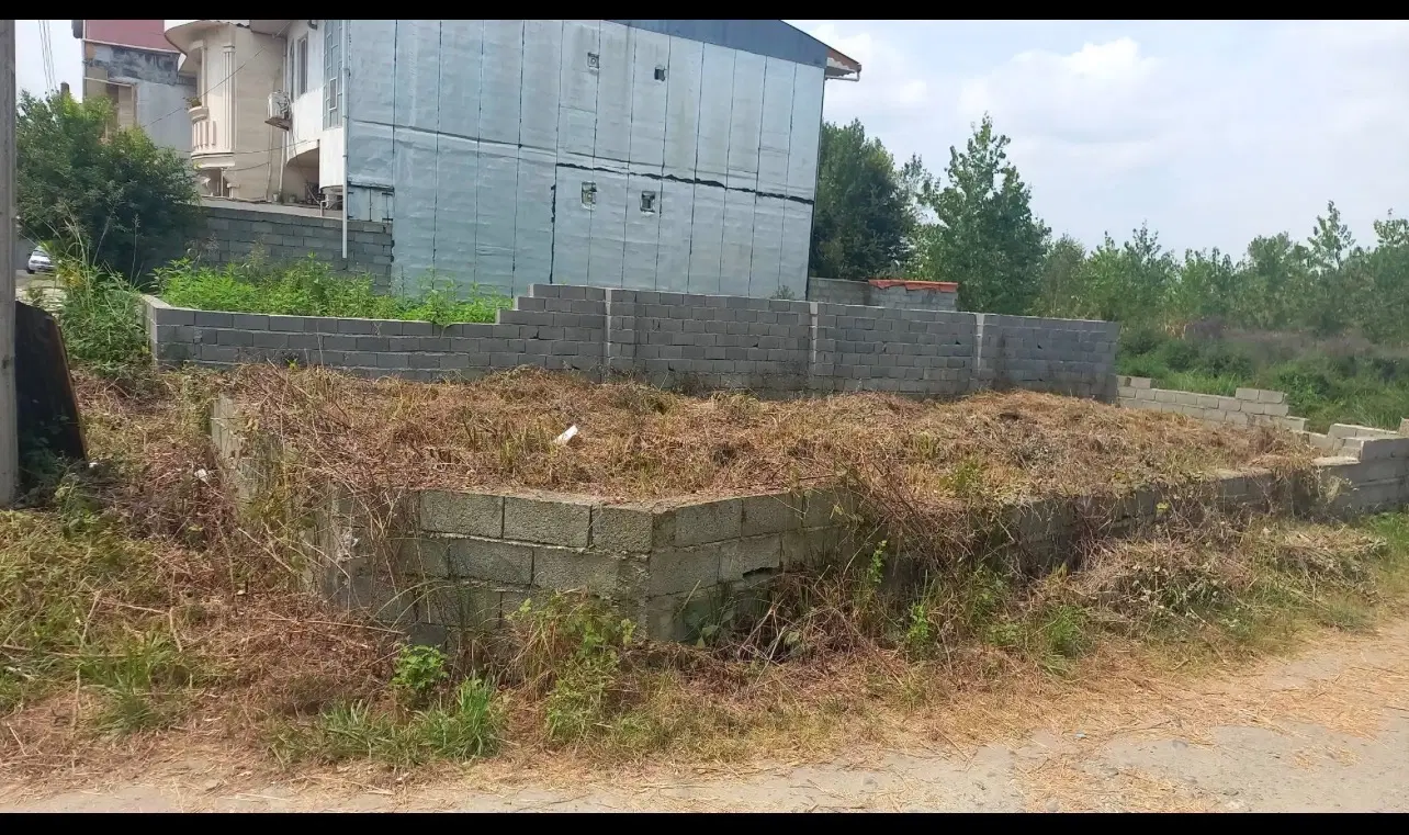 زمین 150متری