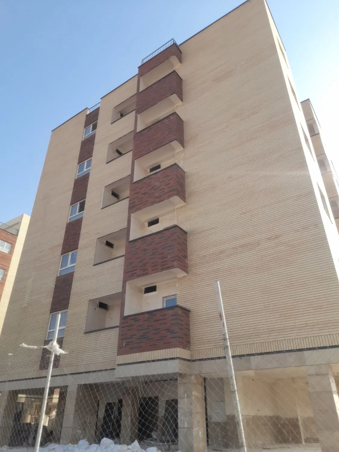 فیش آپارتمان