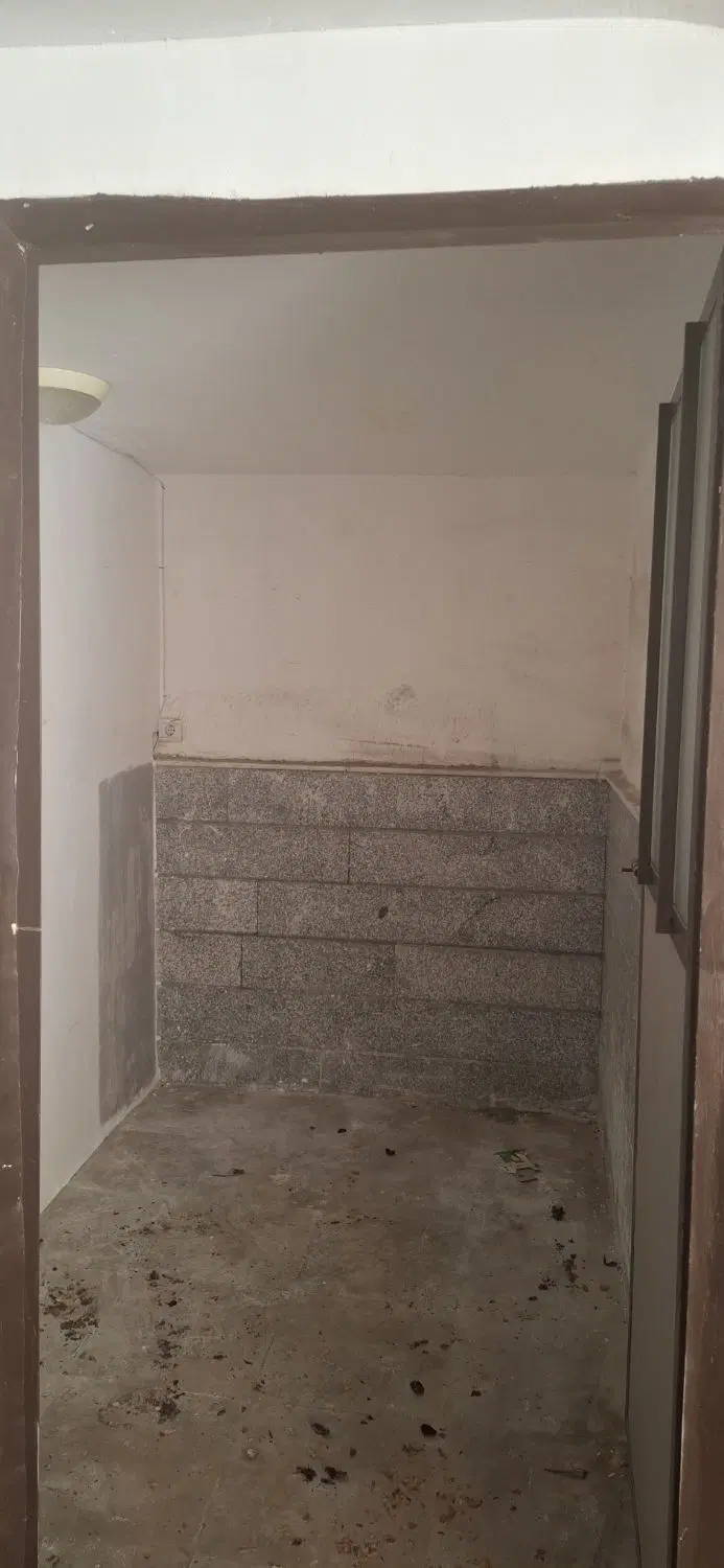 انباری در ساختمان مسکونی