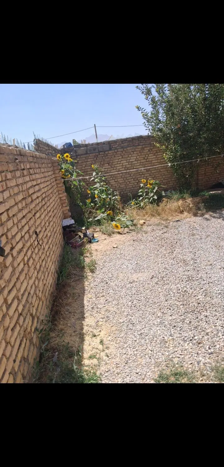 فروش منزل ویلایی بهرام اباد ۸ کیلومتر  مرکز شهرکرد