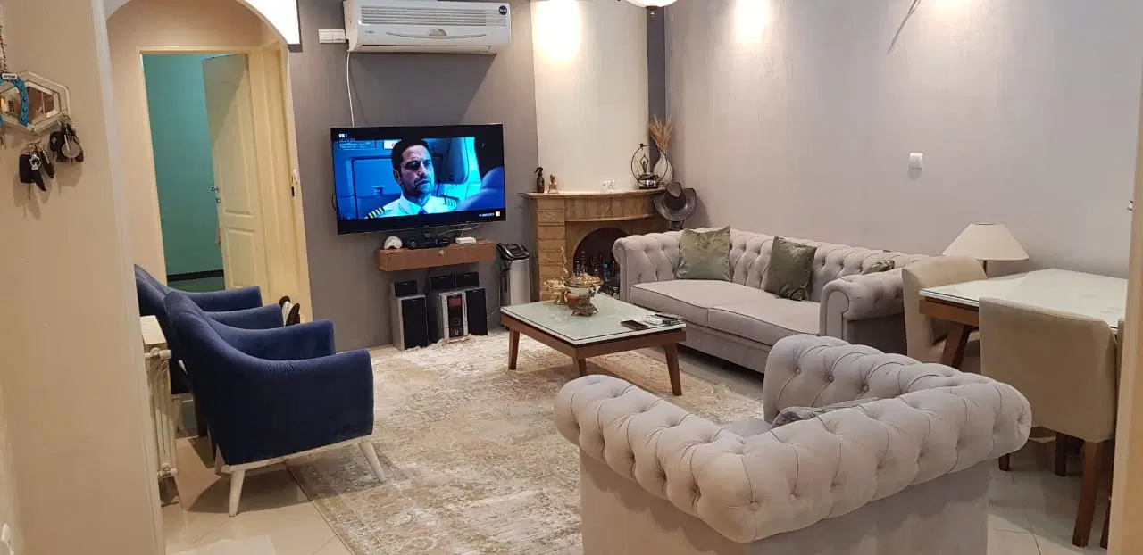 فروش ۶۰متر،ط۴،آسانسور،بسیار تمیز،بلوار معلم