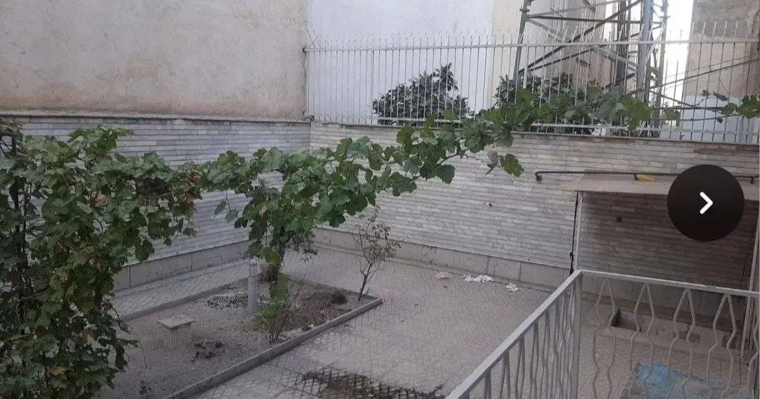 زمین ۱۴۰۰ متری بلوار بخشی باجواز