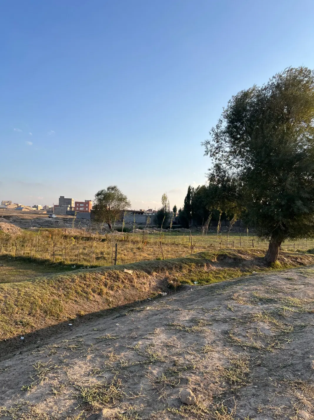 زمین ۱۵۰متری در ملاباشی