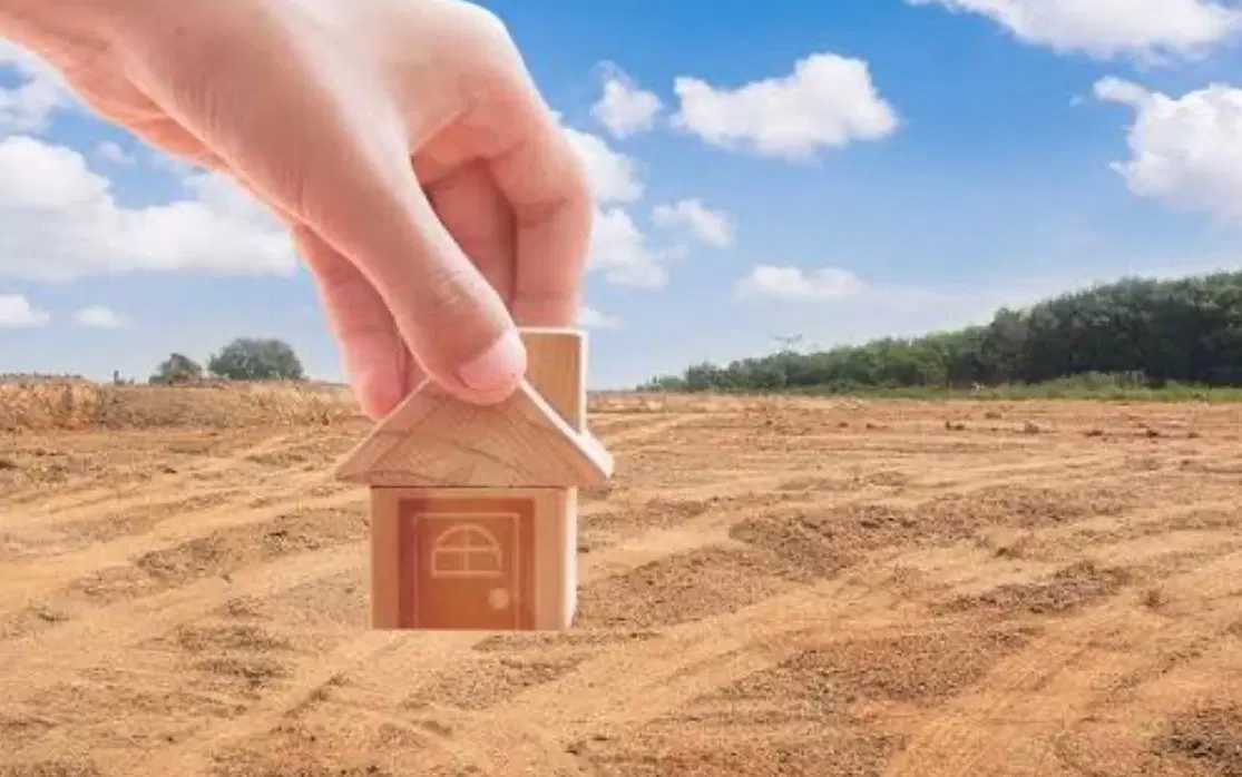 زمین ۲۰۰ متر بلوک ۱۱