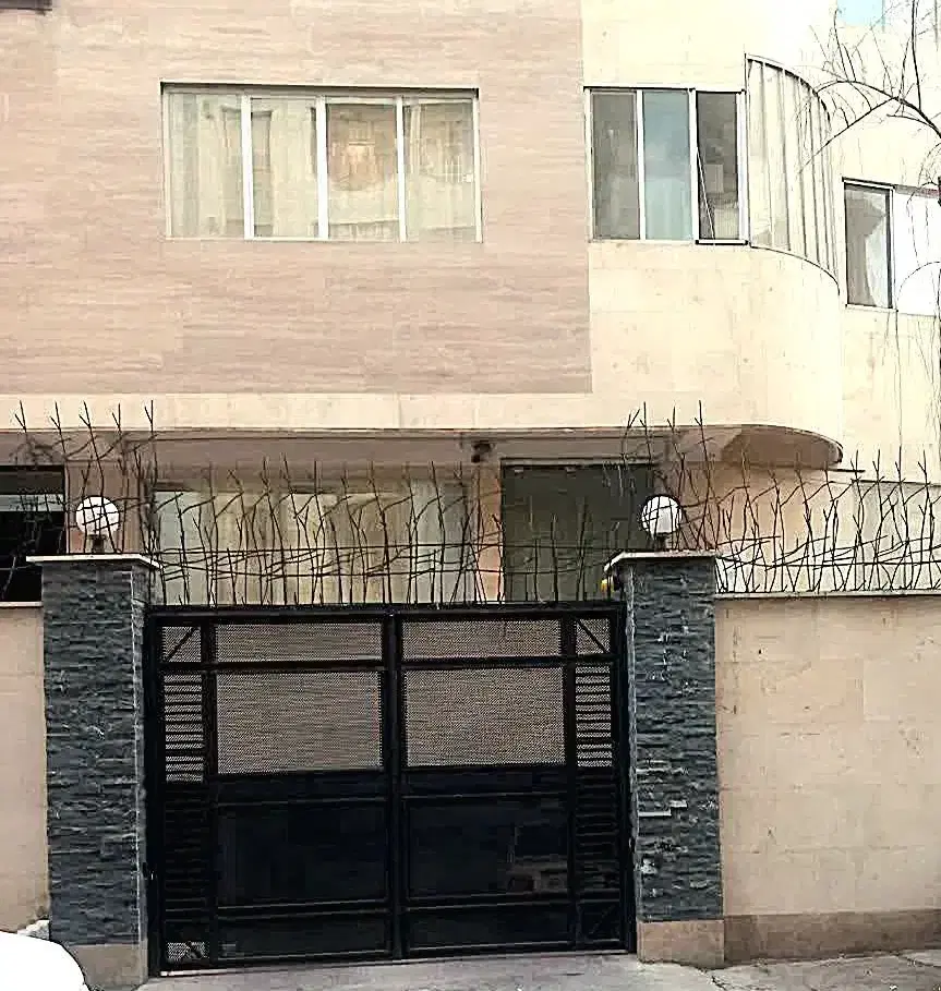 آپارتمان ۱۰۵ متری فول امکانات  با رهن