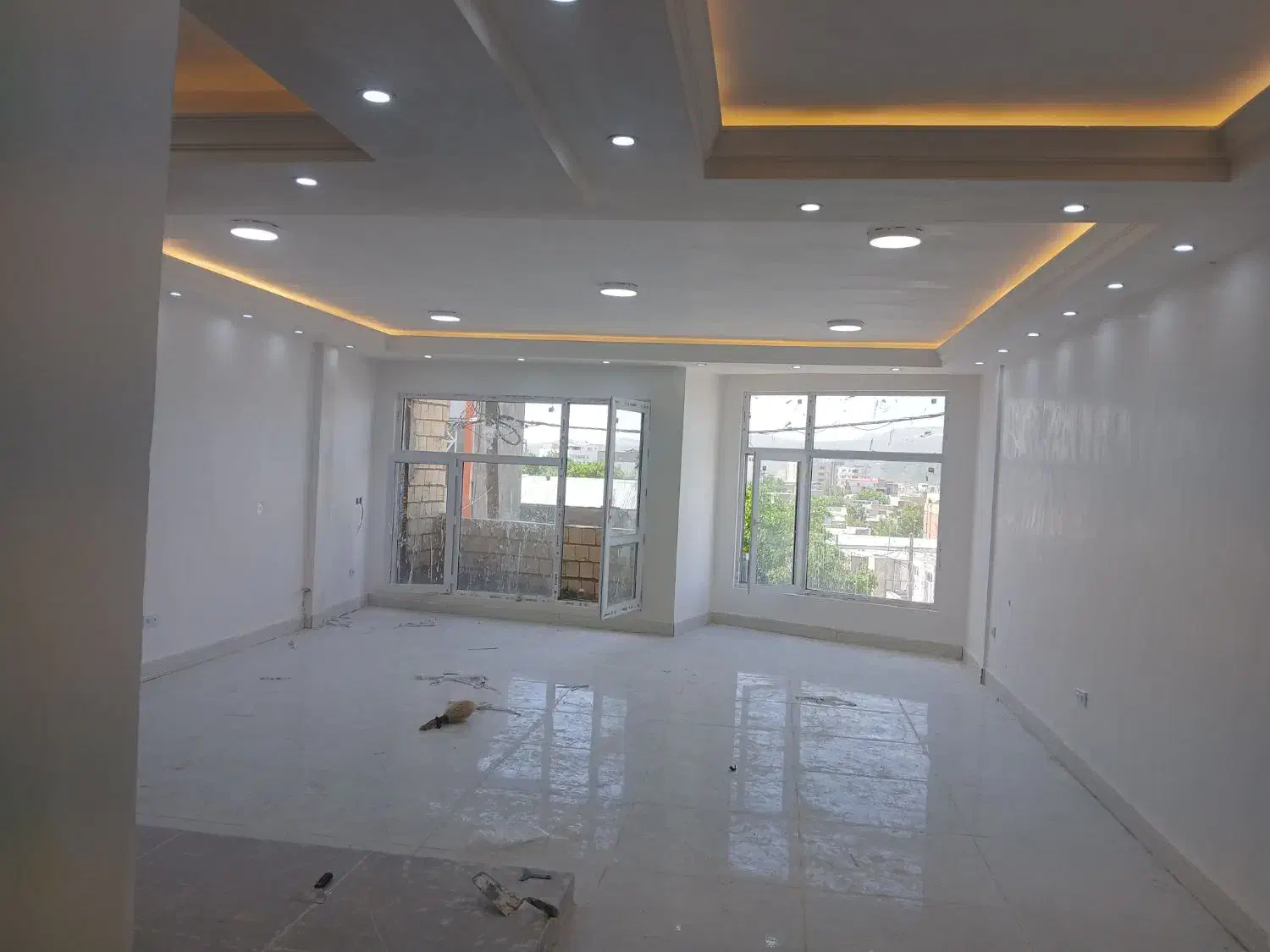 رهن واحداپارتمان نوساز فول امکانات