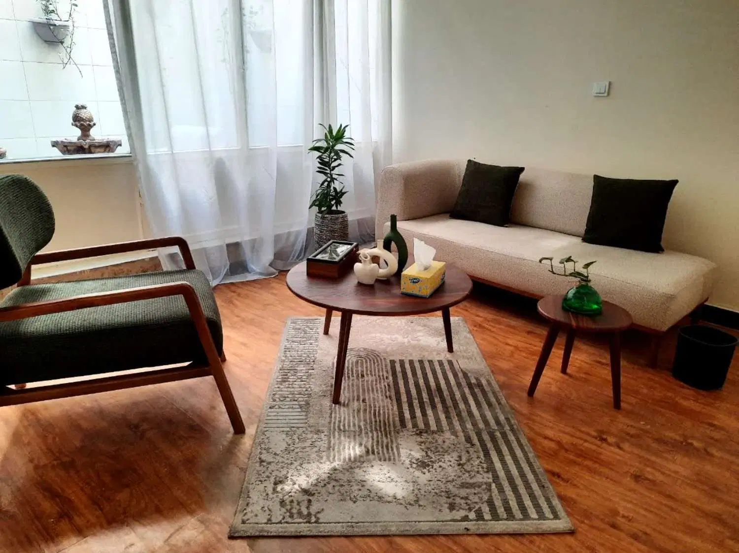 اجاره اتاق از یک کلینیک روانشناسی در سعادت آباد