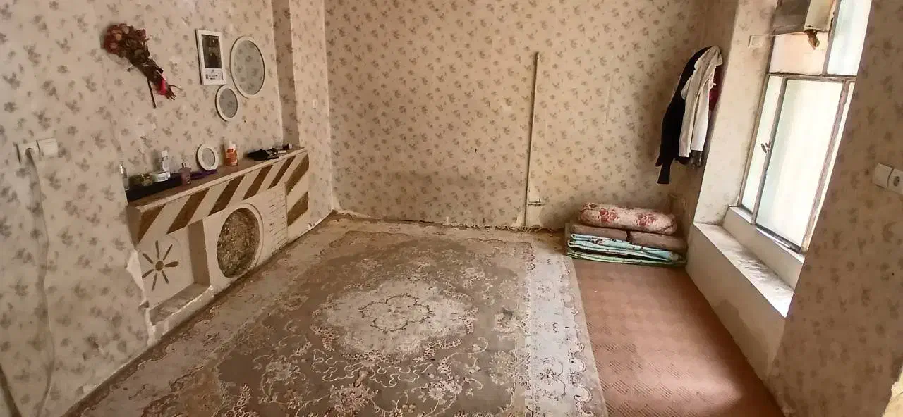 خانه ۴۳.۵ متری کلنگی نبش ۱۷ شهریور