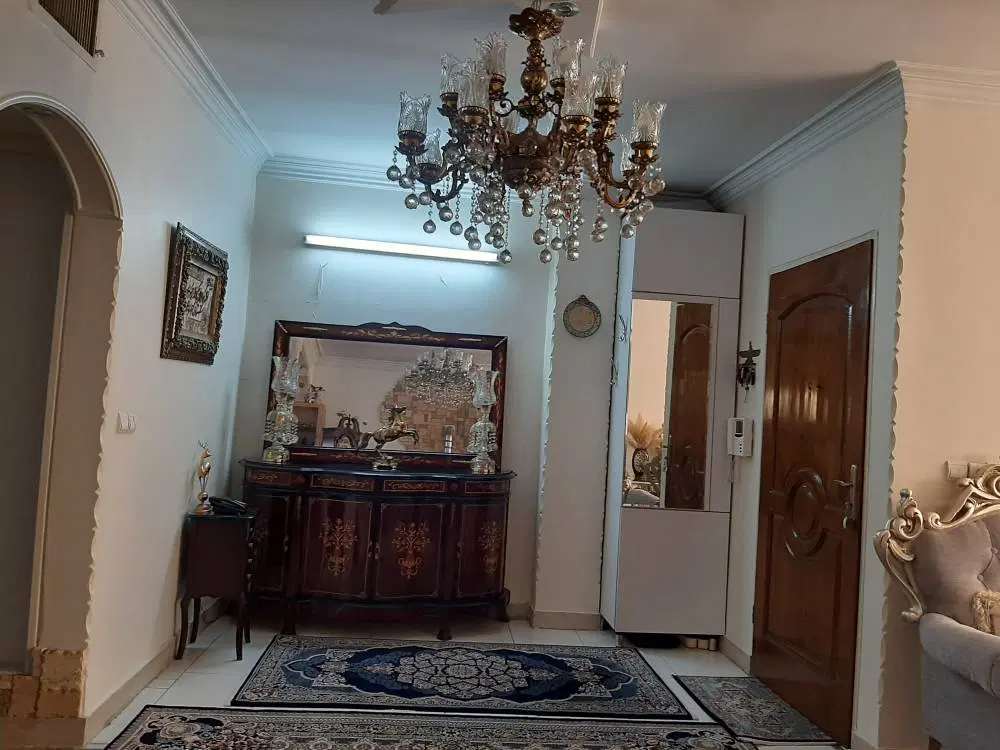 تکخواب ۶۵ متری بلورسازی