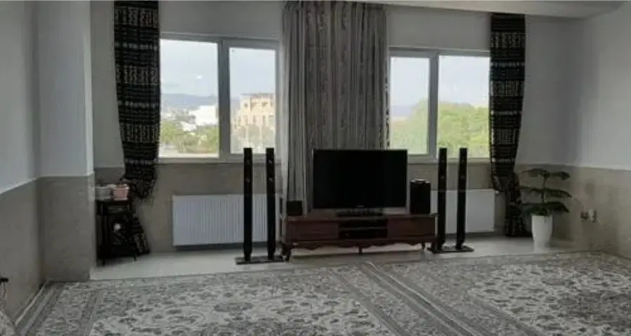 همخونه خانم