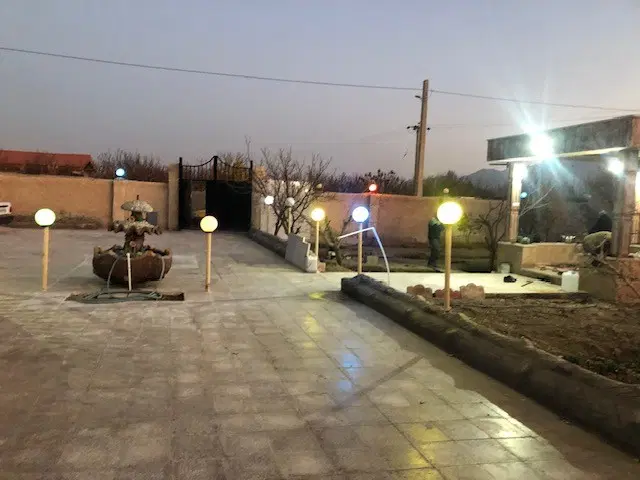 فروش فوری باغ ویلا ۲۲۵۰ متری بهارستان بسیار شیک