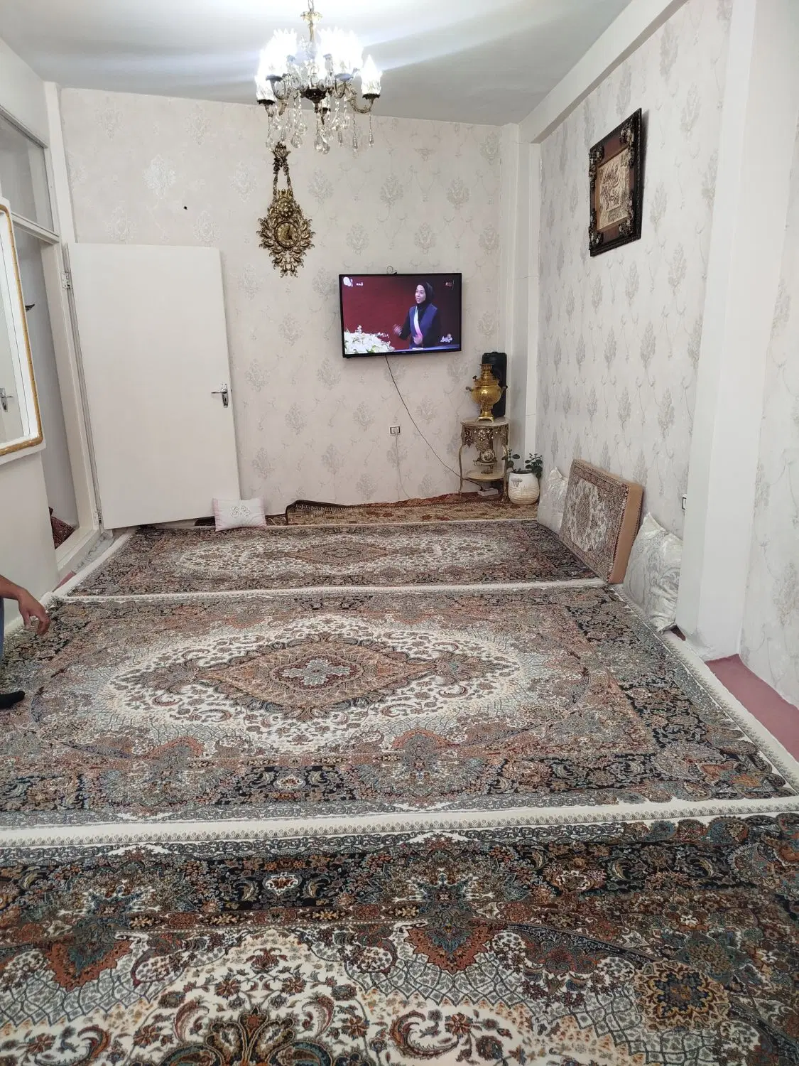 آپارتمان طبقه دو و نیم