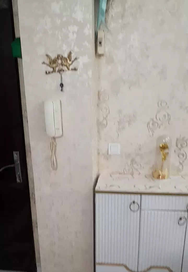 یک واحدآپارتمان ۷۵ متری بازسازی شده طبقه همکف