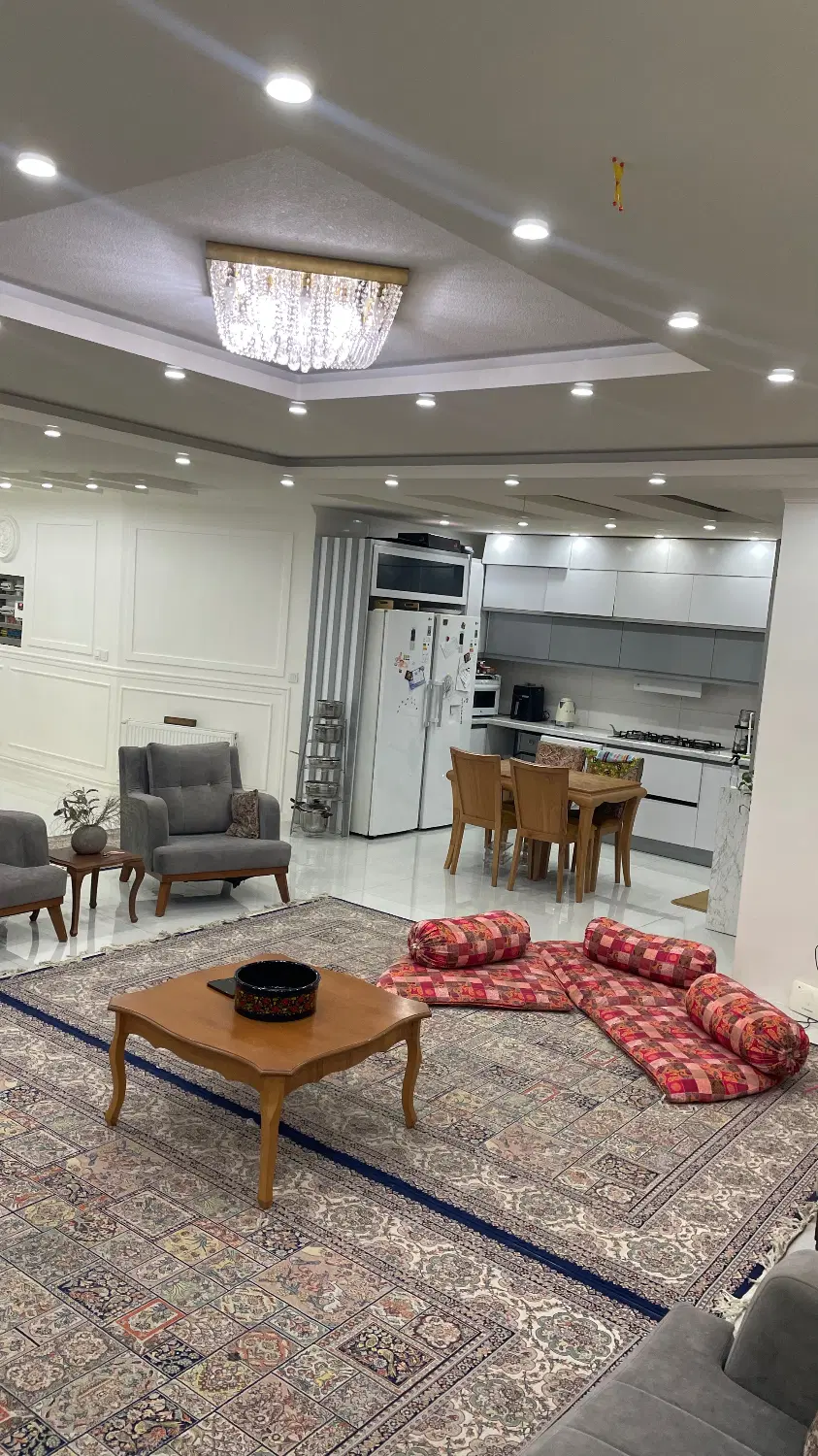 آپارتمان حاج نجف ۱۵۸ متری تک واحدی