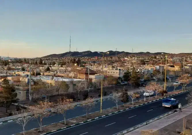 فروش همکف تجاری فاز ۳ پرند لوکیشن خاص