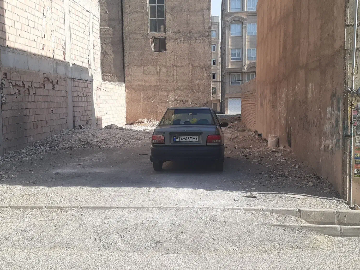 فروش زمین۲۰۰ متری شریف اباد