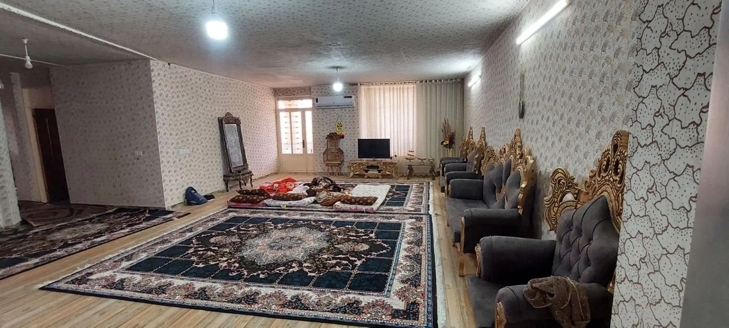 طبقه دوم خانه نوساز مسکونی و پارکینگ