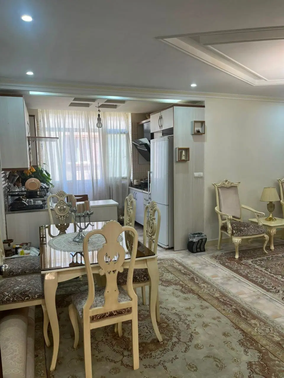 ۶۸ متر دو خواب فول امکانات