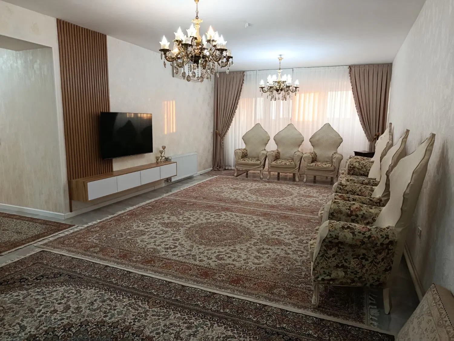 آپارتمان ۱۲۸ متری لوکس