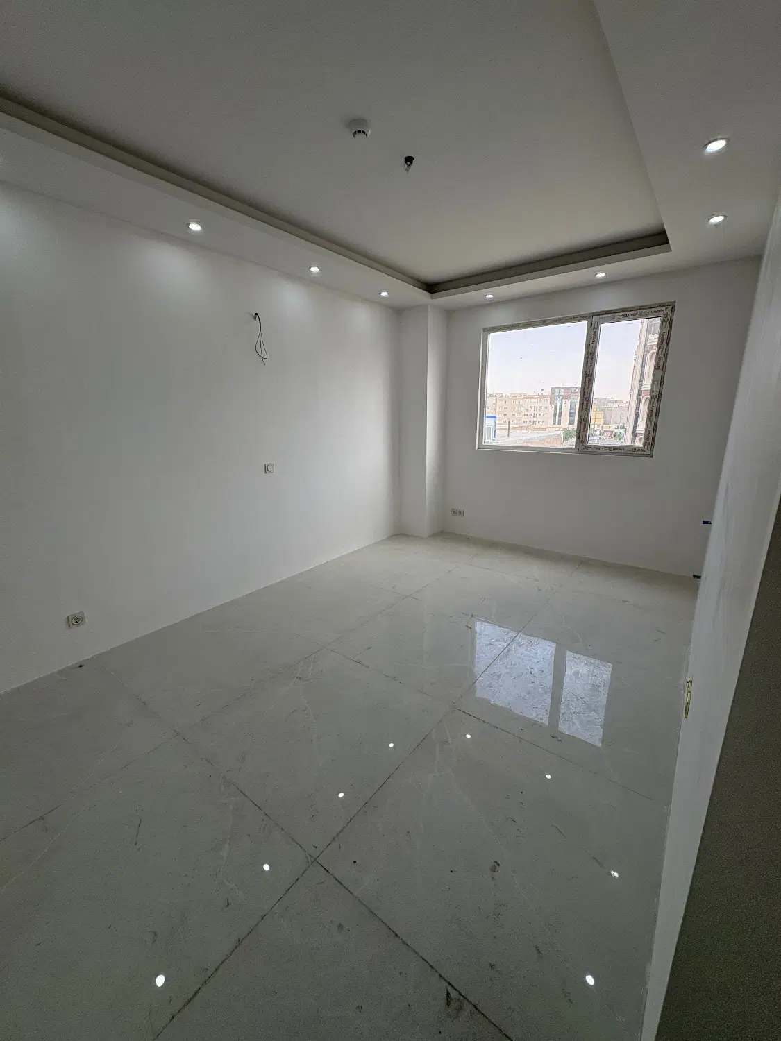 فروش واحد لوکس و فول امکانات خیابان صفا