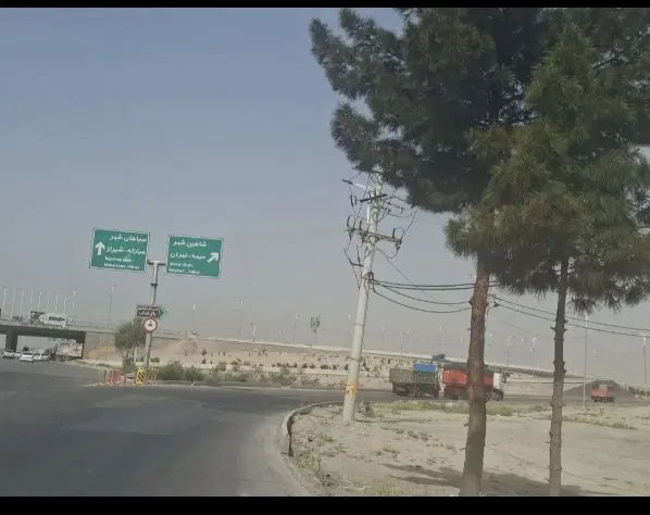 زمین پارس بتن سوله کارگاه